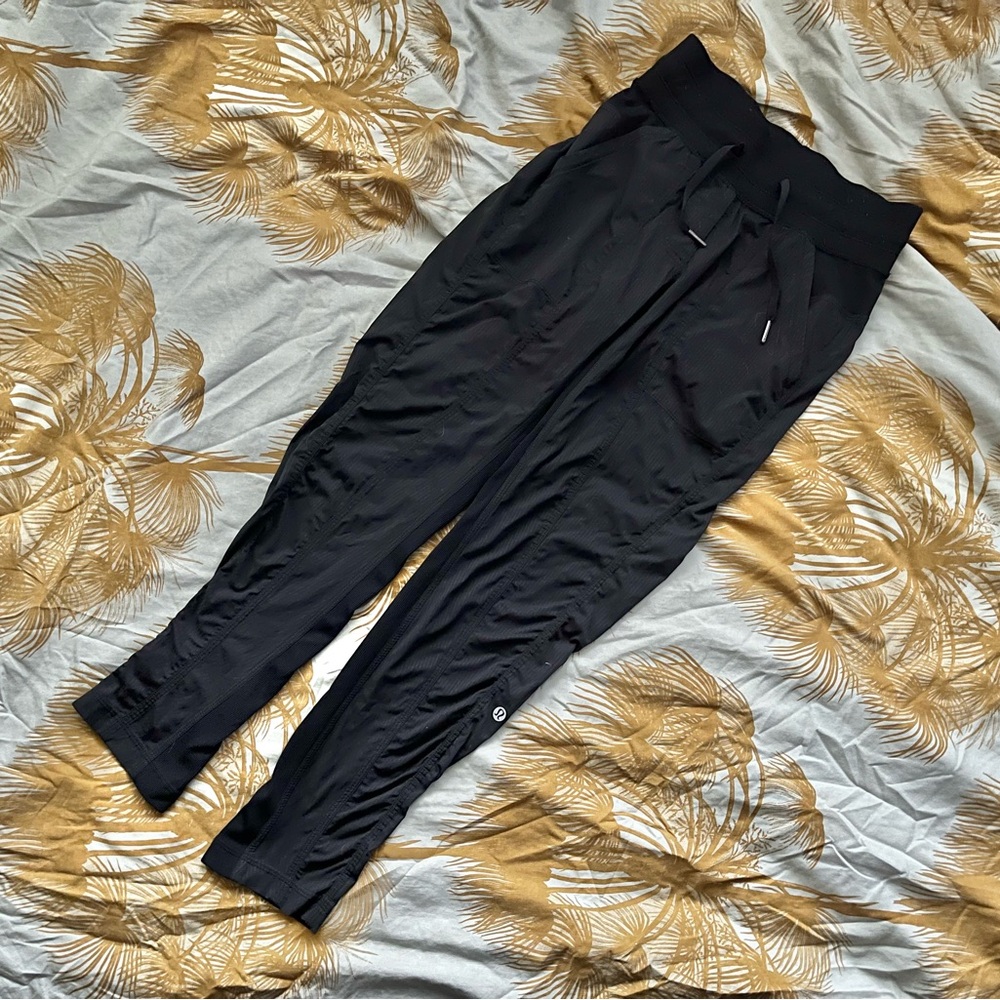 Lululemon Street to studio pant 2 27” - Picture 4 of 4